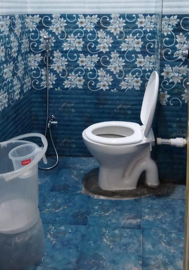 Shree Gajlaxmi Hotel Walking Distance From Mahakaleswar Ujjain Eksteriør bilde